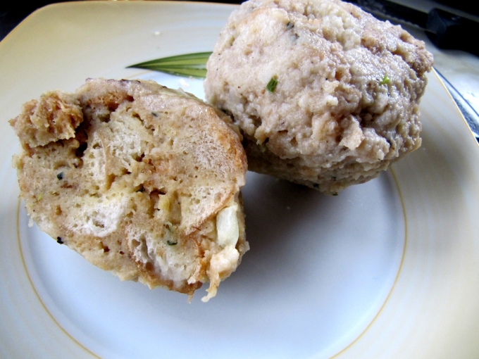 Semmelknödel bzw Weckknödel - Rezept | erddrache